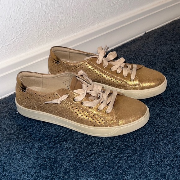 Johnston & Murphy Shoes Johnston Murphy Womens Gold Glitter Shoes